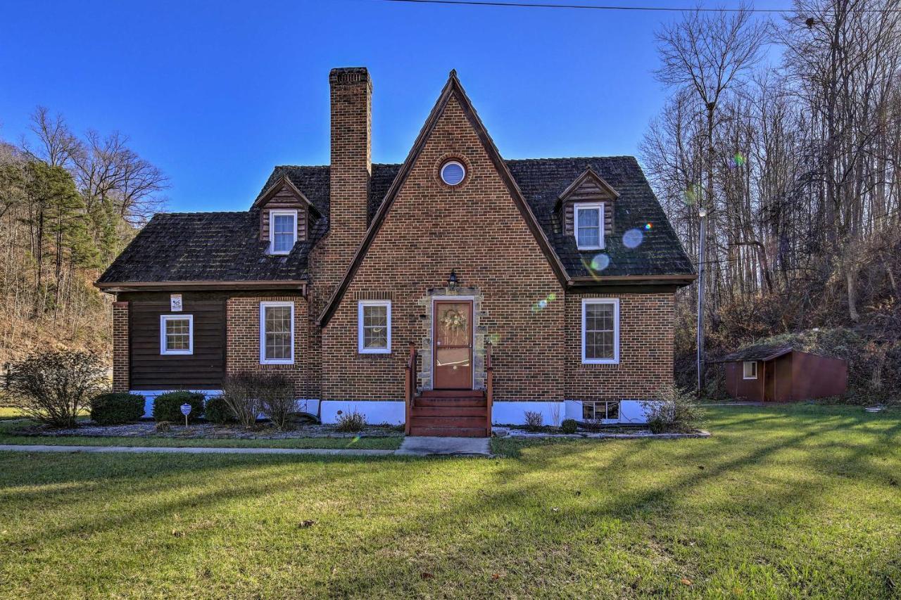 Homeplace With Yard - 10 Mi To Jenny Wiley! Paintsville المظهر الخارجي الصورة